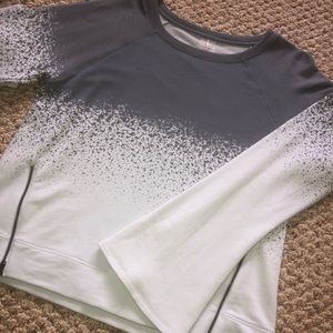 Carrie Underwood athletics top